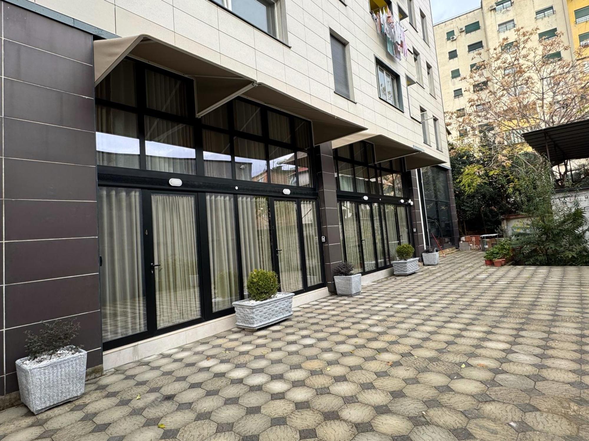 Essentia Apartament *